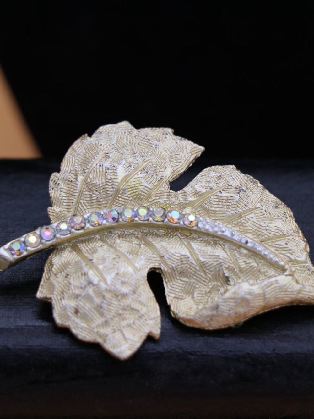 Vintage Gold Tone Brushed Metal Leaf Brooch/Pin with AB Rhinestones
